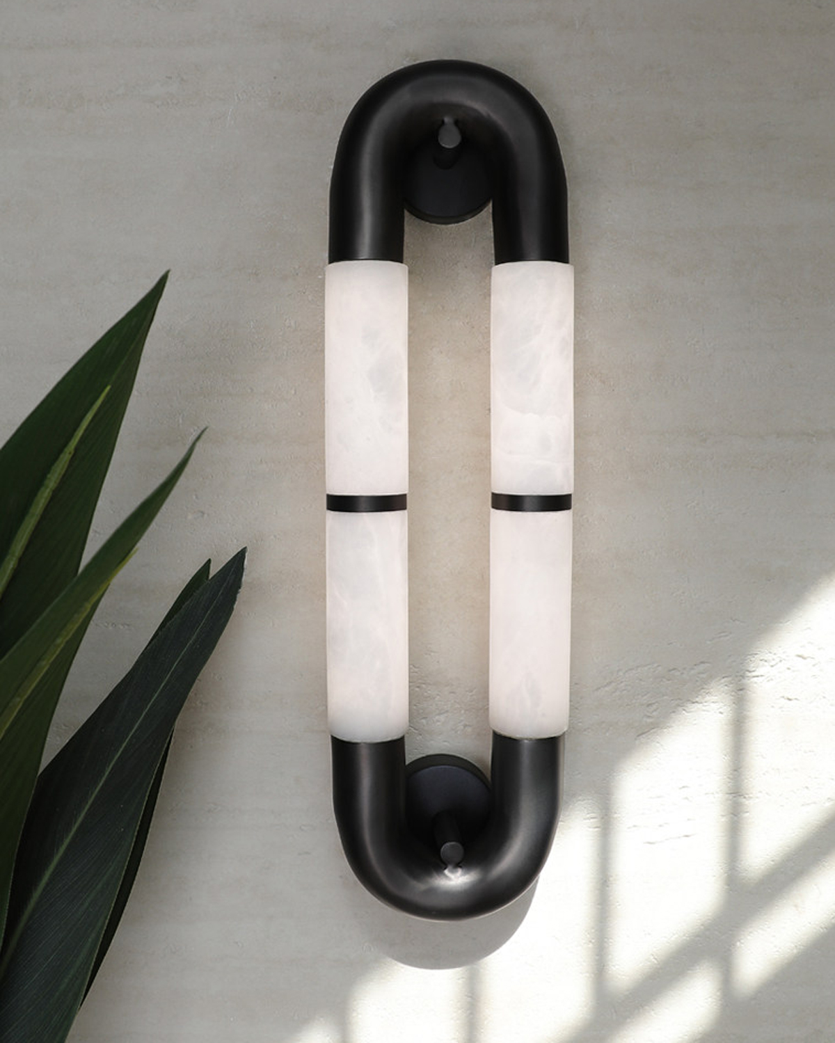 Luma Loop Wall Lamp