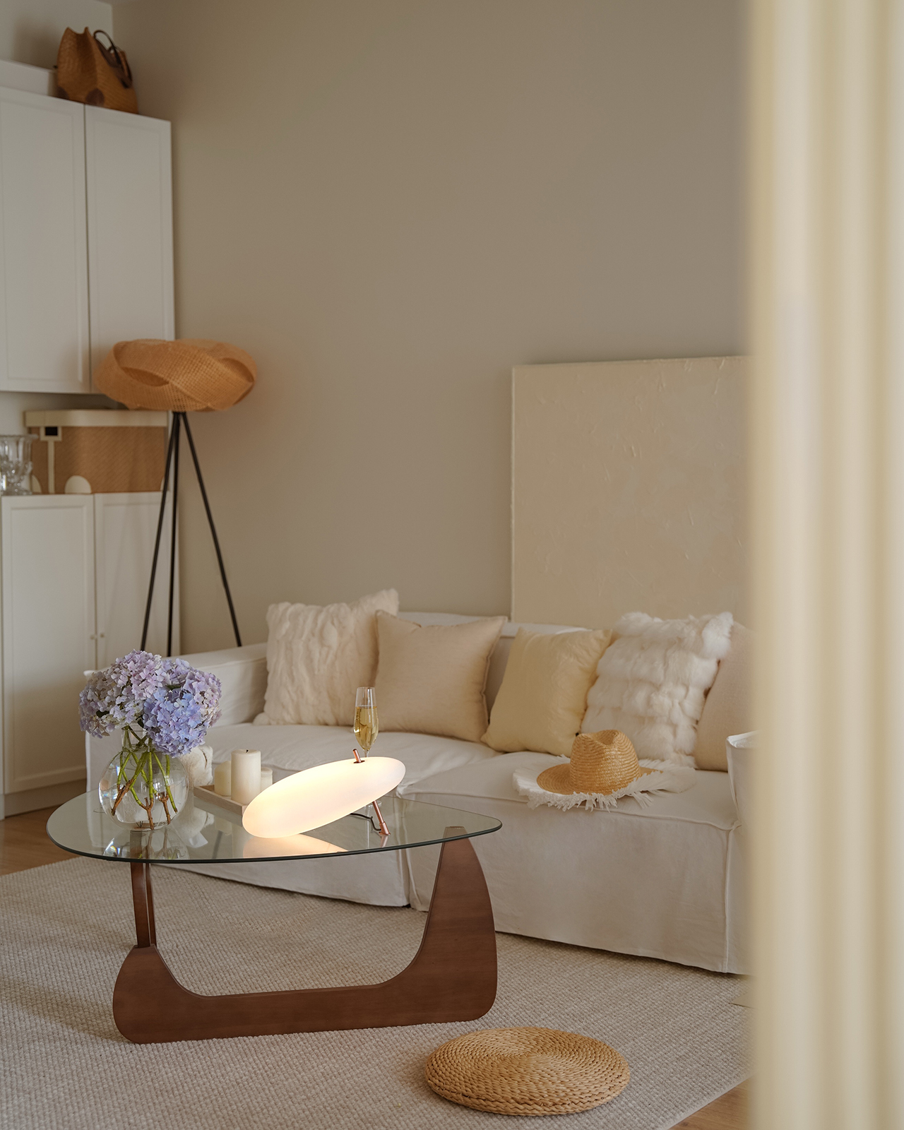 Luma Pebble Table Lamp