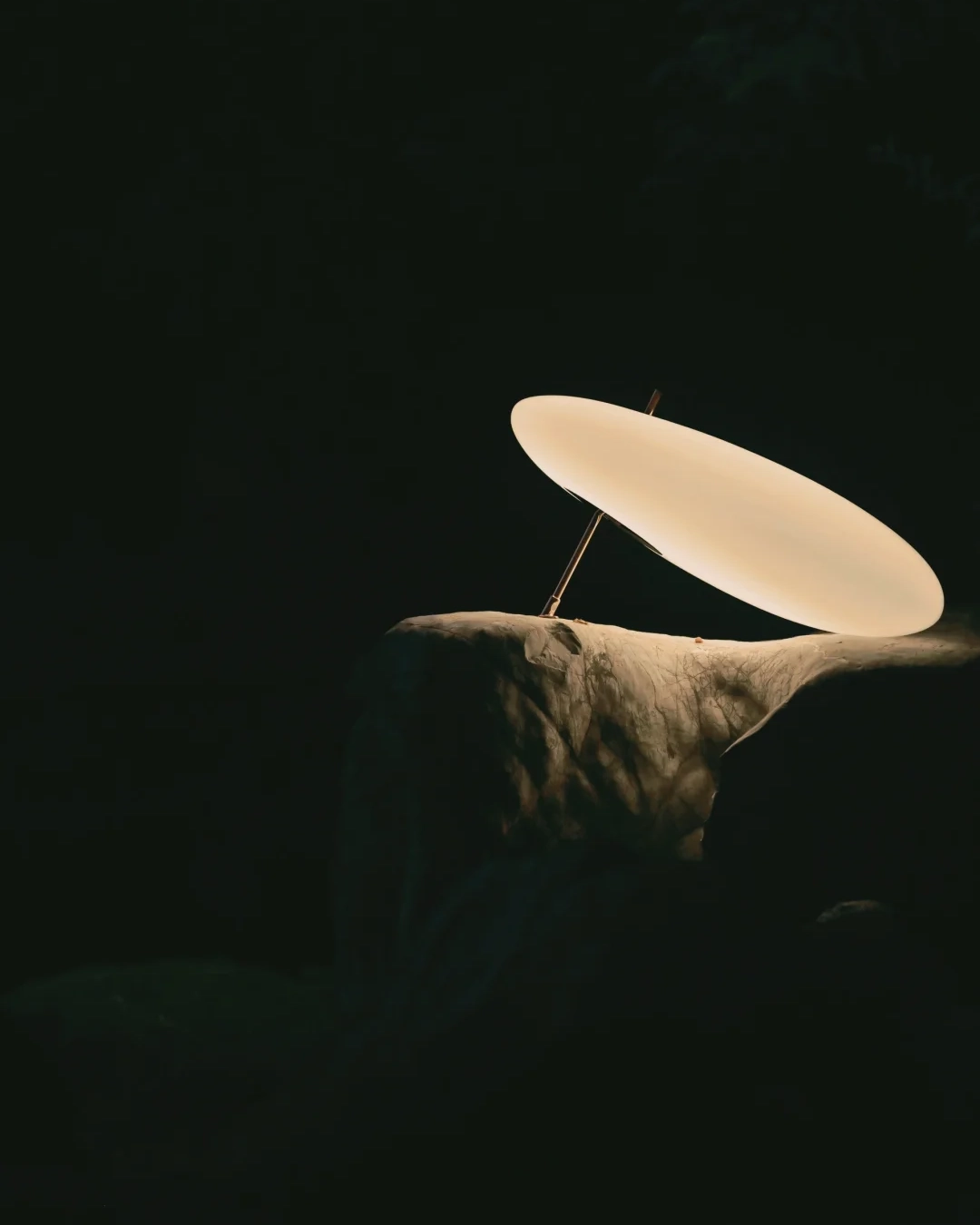 Luma Pebble Table Lamp