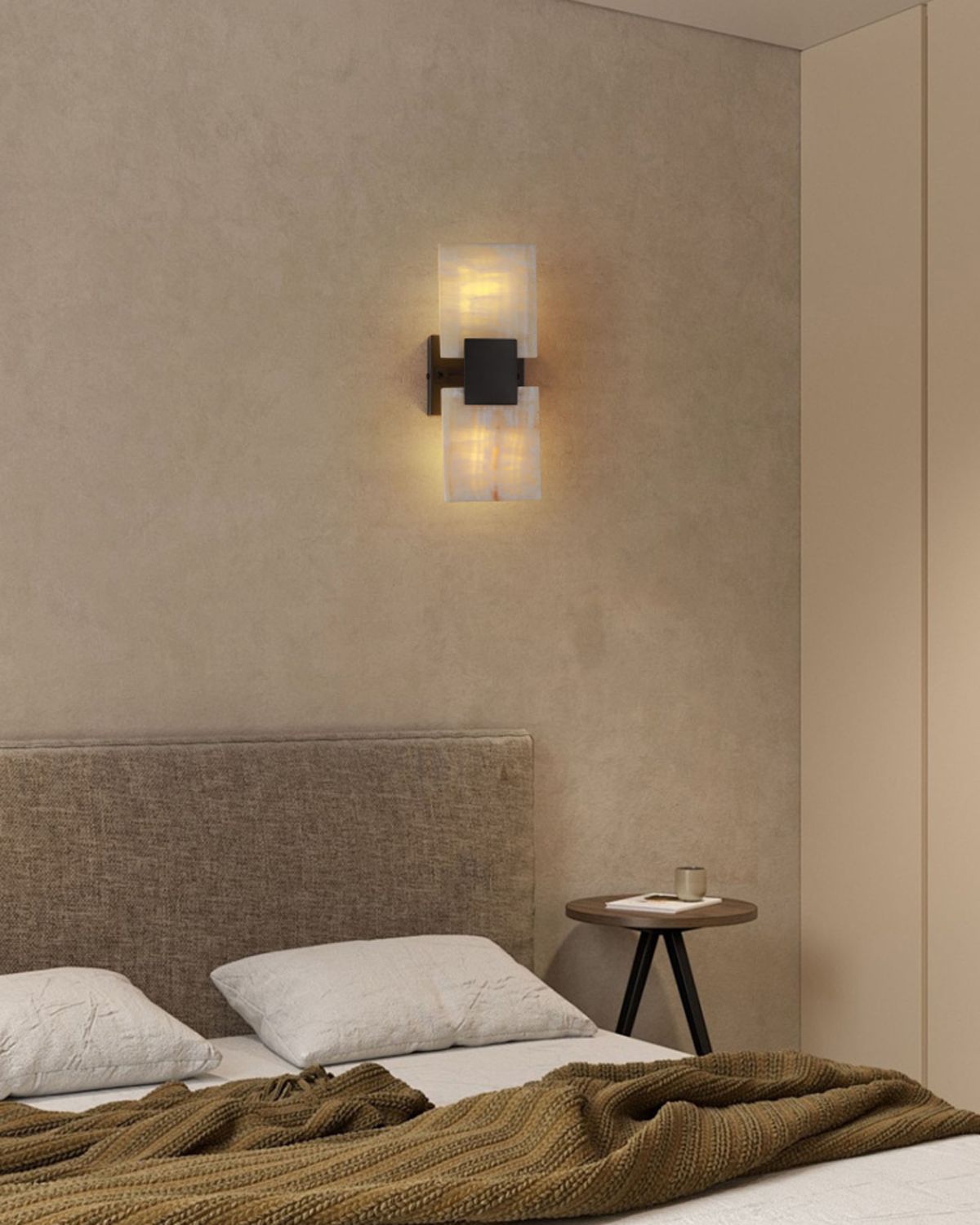 Lumen Onyx Wall Sconce