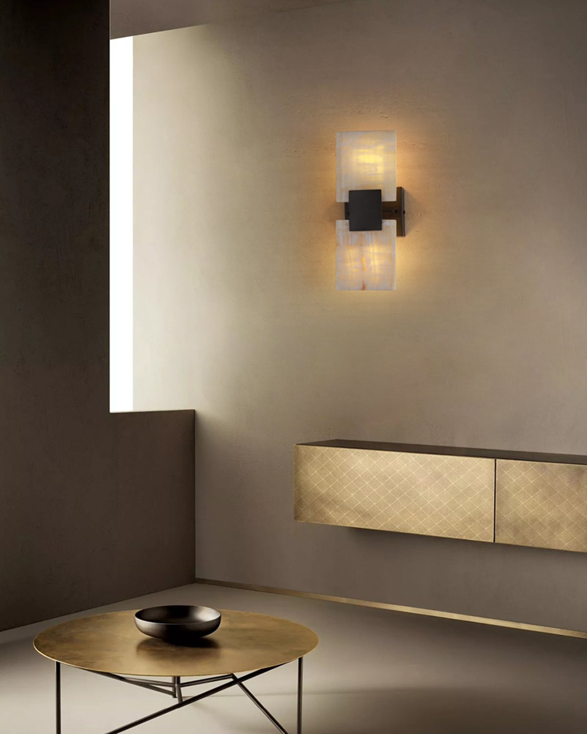 Lumen Onyx Wall Sconce