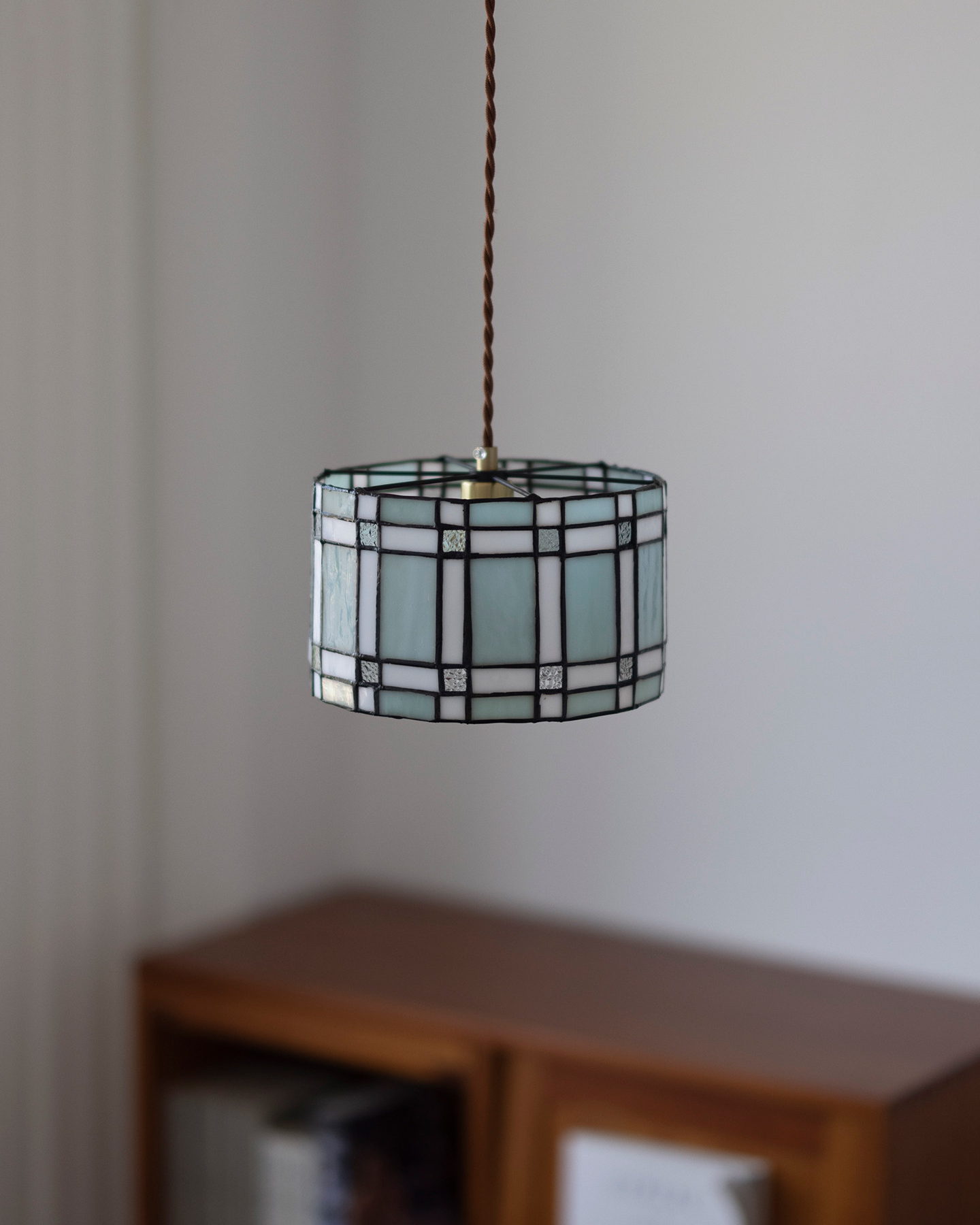 Lumière Grid Glass Pendant Light