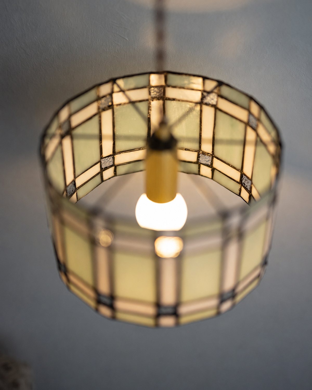 Lumière Grid Glass Pendant Light