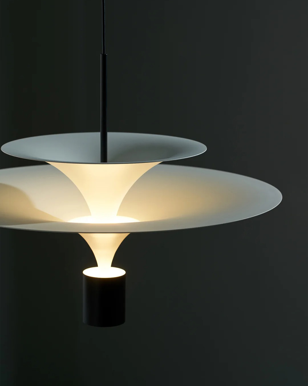 Lumin Layer Pendant Lamp