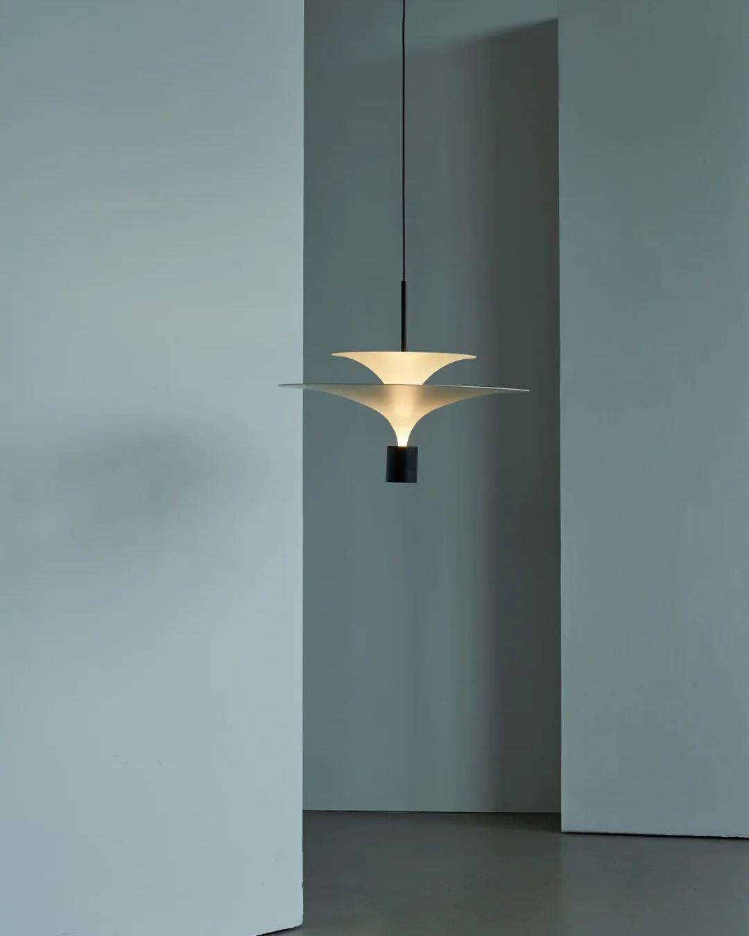 Lumin Layer Pendant Lamp