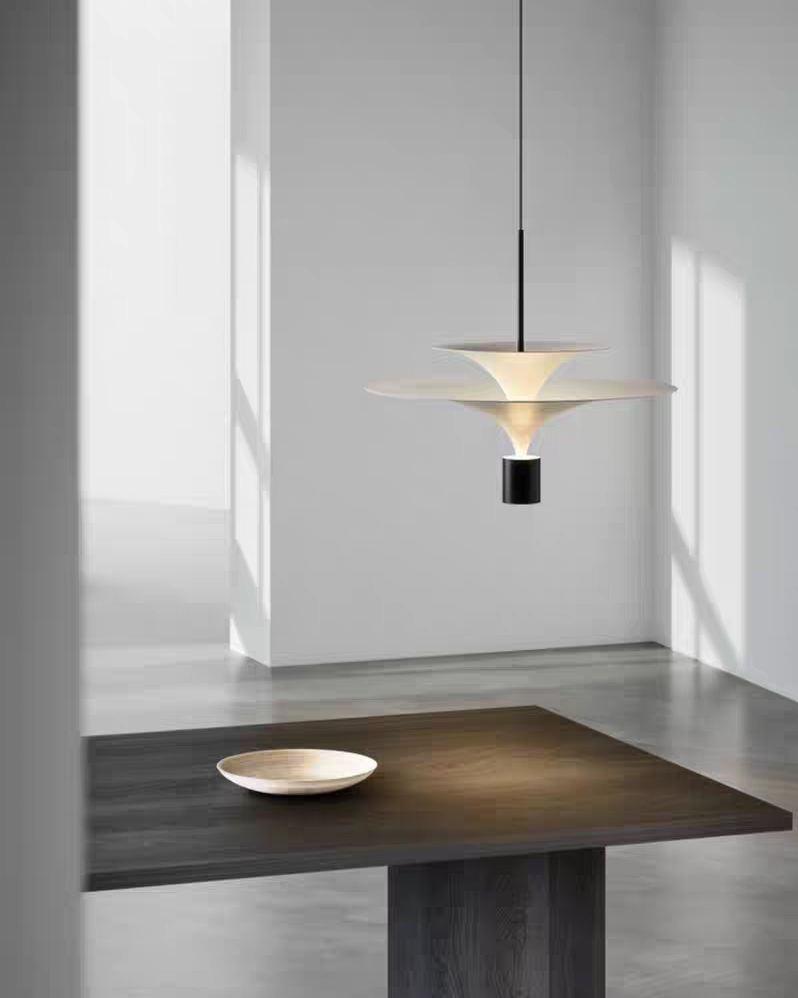 Lumin Layer Pendant Lamp