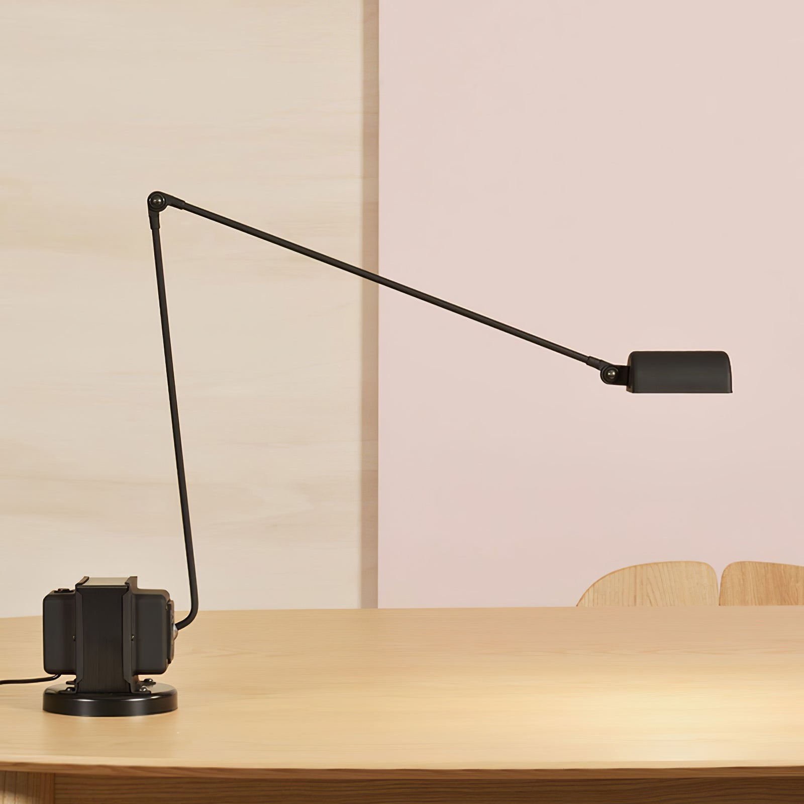 Daphines Table Lamp-elegalight