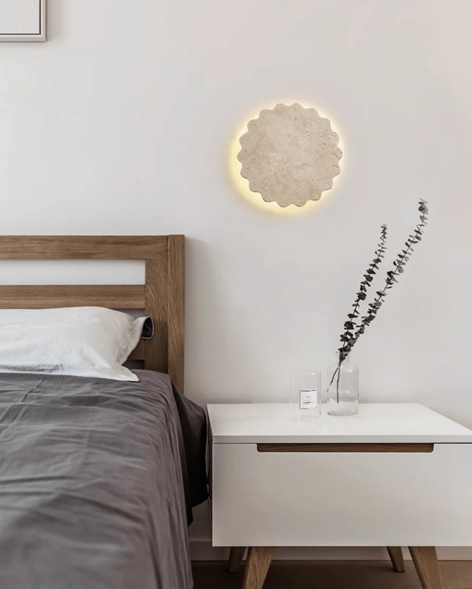 Luna Scallop Wall Lamp