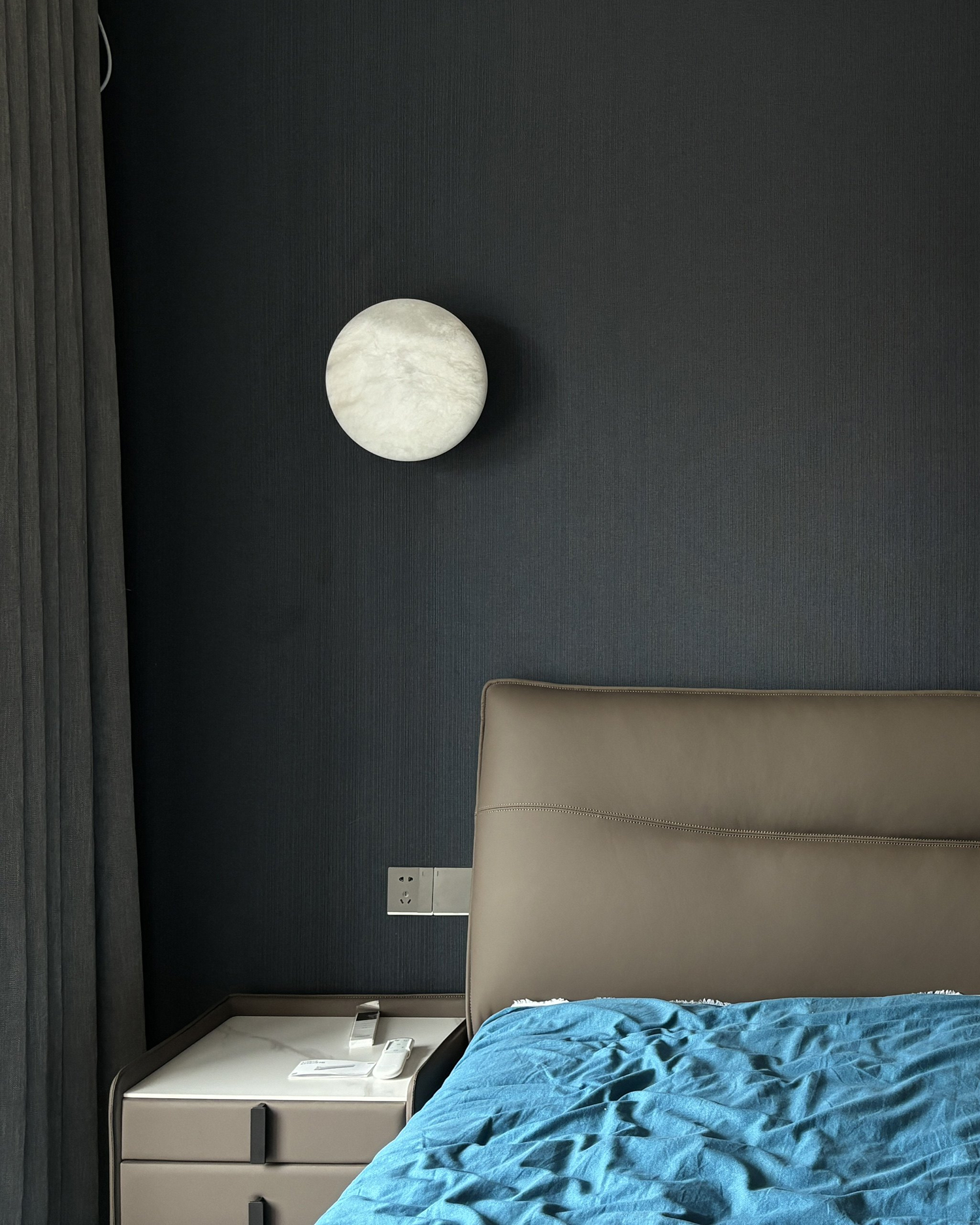 Luna Veil Wall Light