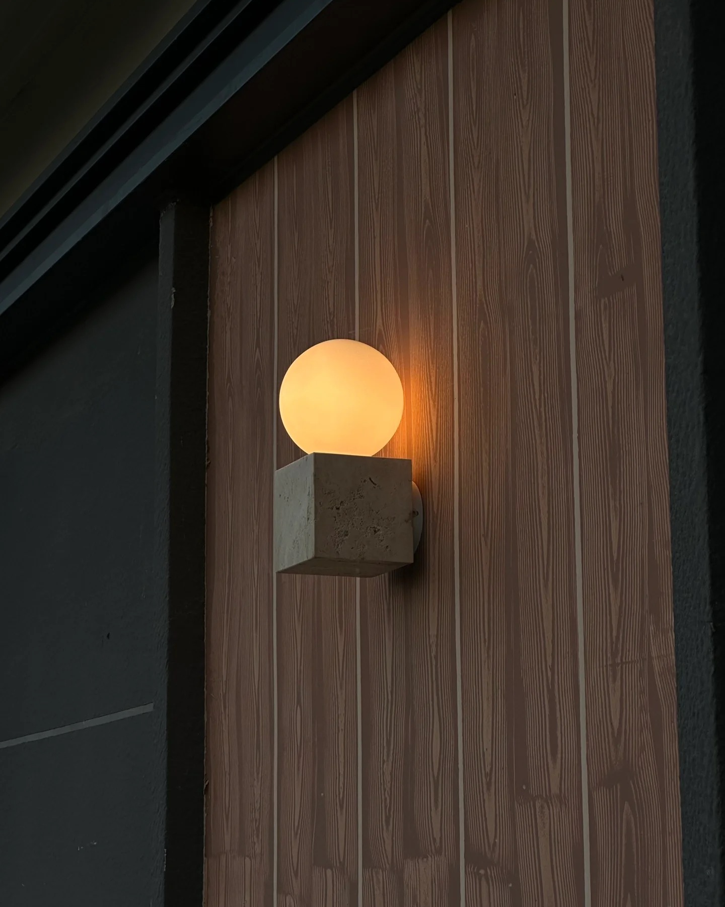 Lunar Plinth Travertine Wall Light
