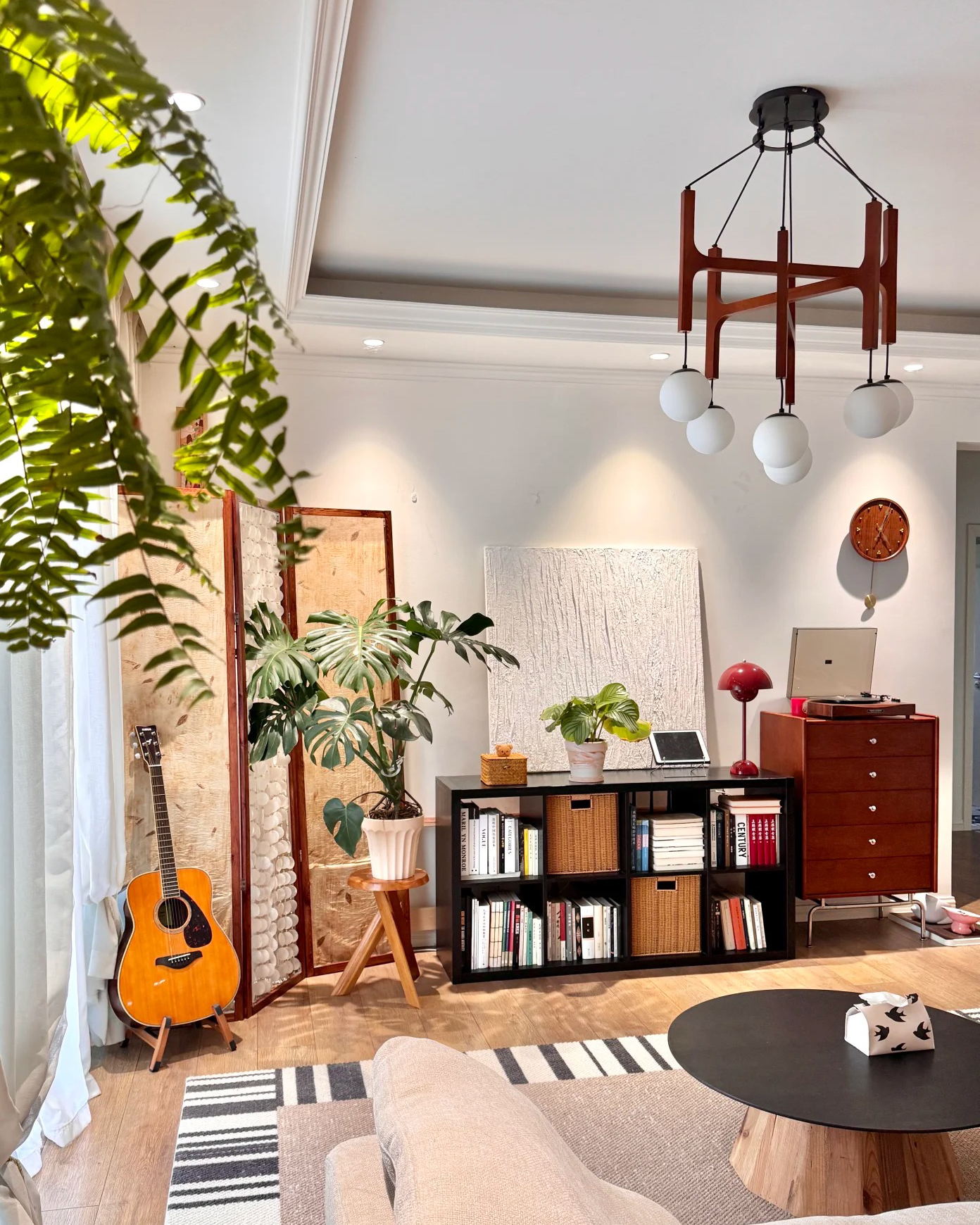 Lunna Orb Chandelier