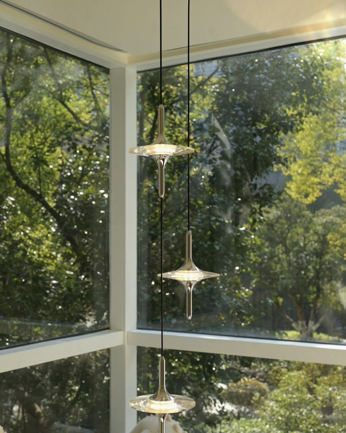 Lustre Crystal Pendant Light