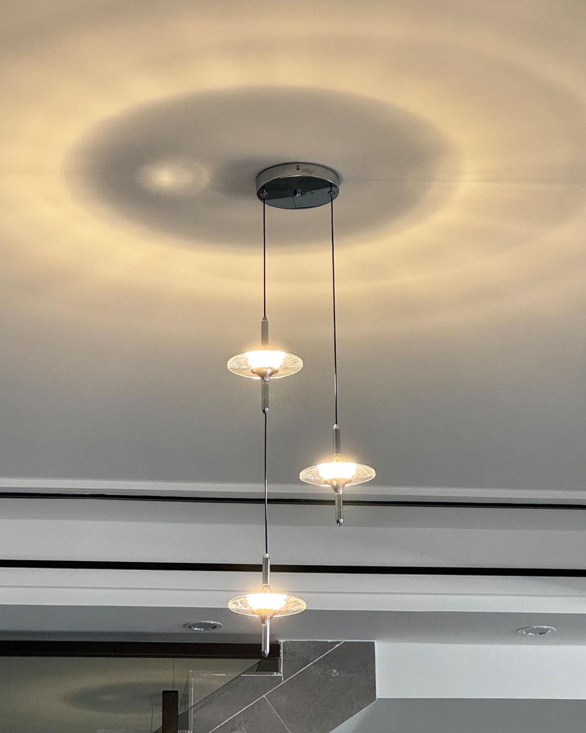 Lustre Crystal Pendant Light