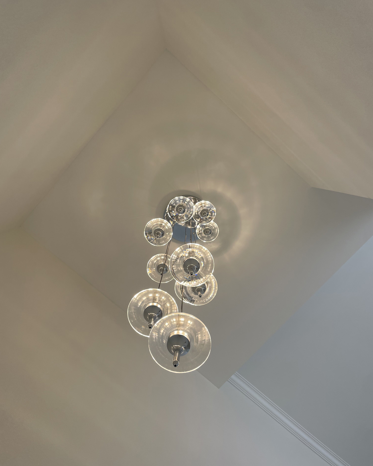Lustre Crystal Pendant Light