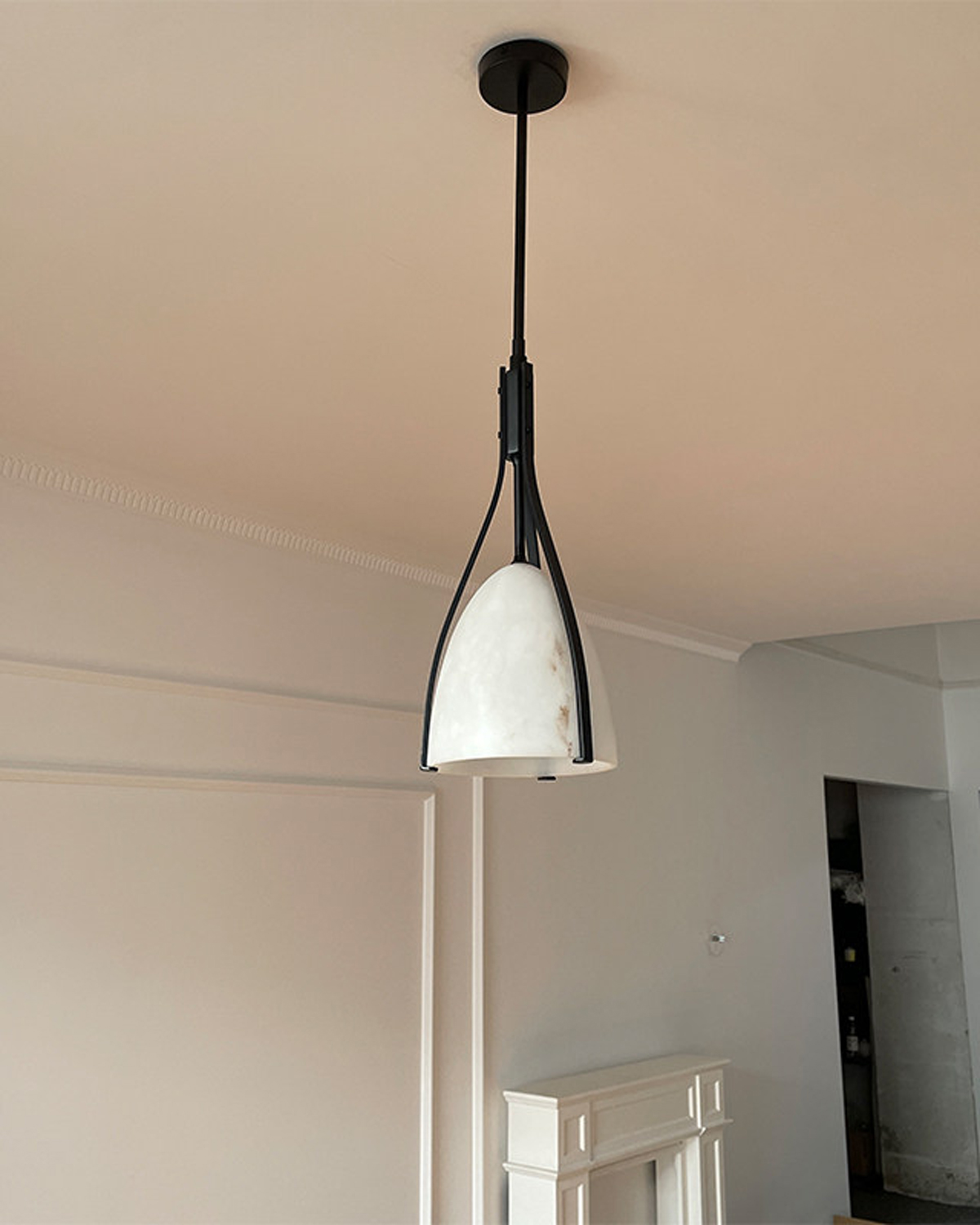 Lyra Alabaster Pendant Light