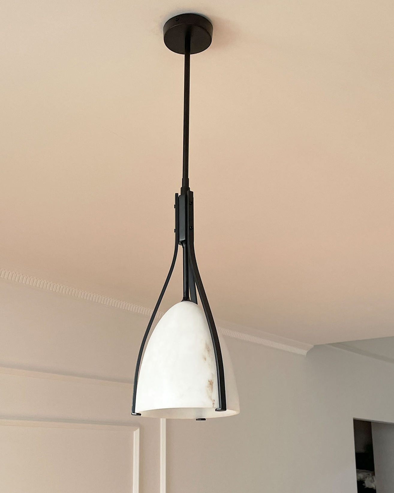 Lyra Alabaster Pendant Light