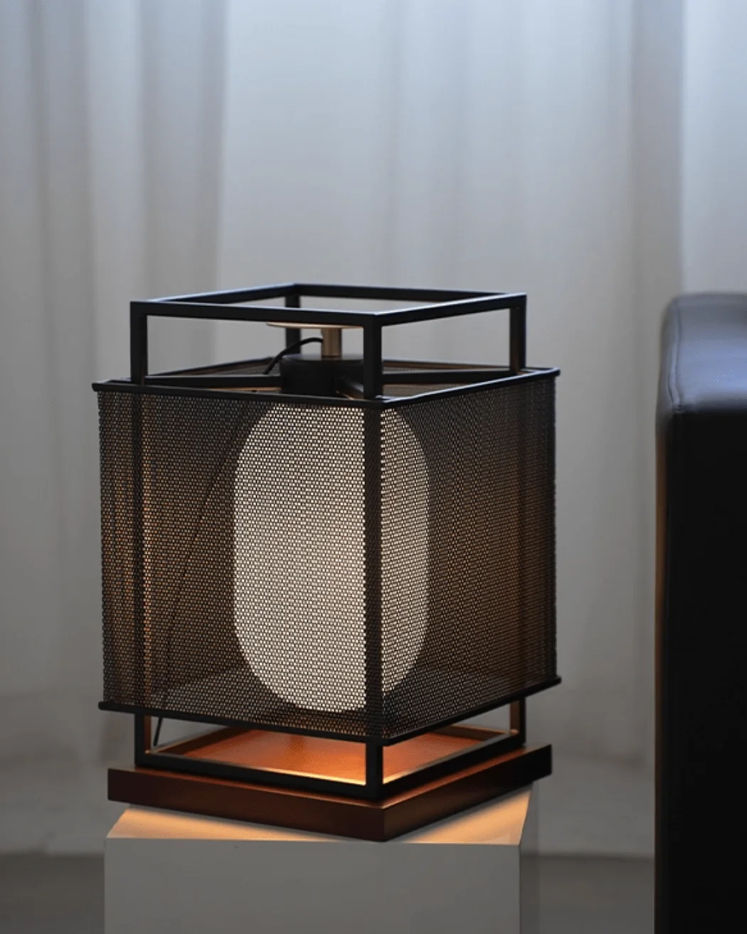 Maelis Table Lamp