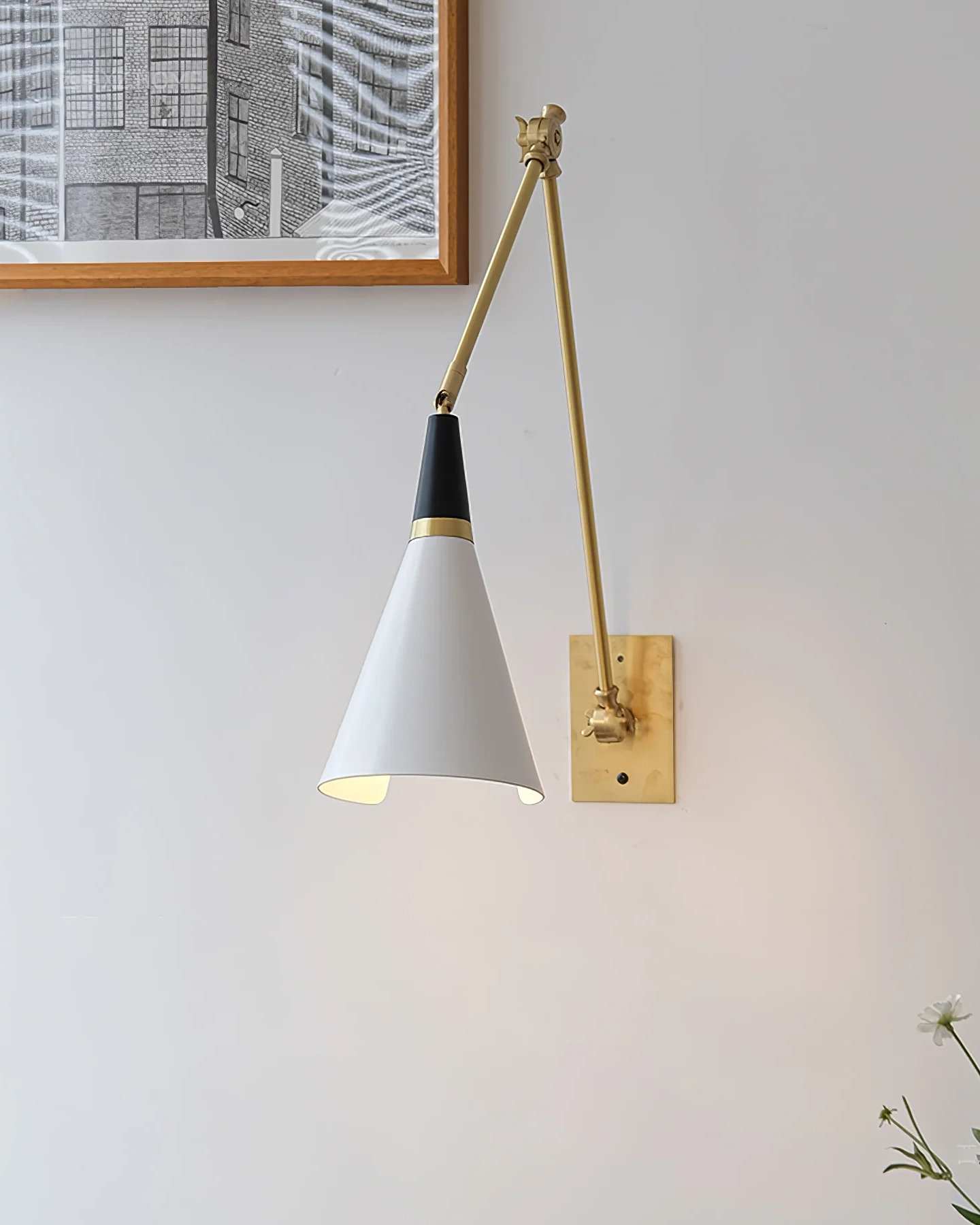Magari Wall Lamp