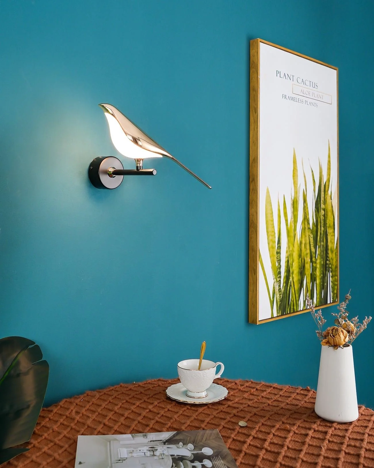 Magpie Art Wall Lamp