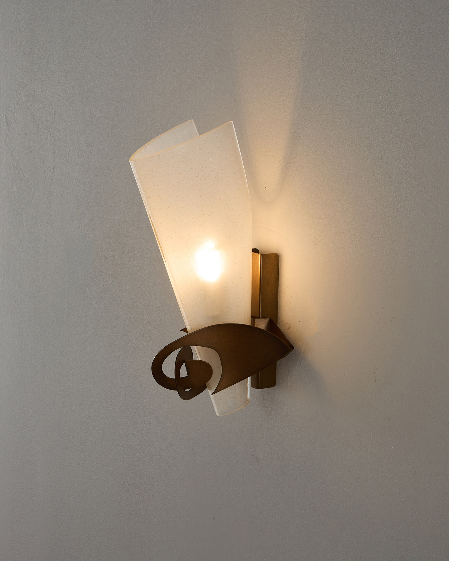 Golden Flourish Glass Wall Sconce