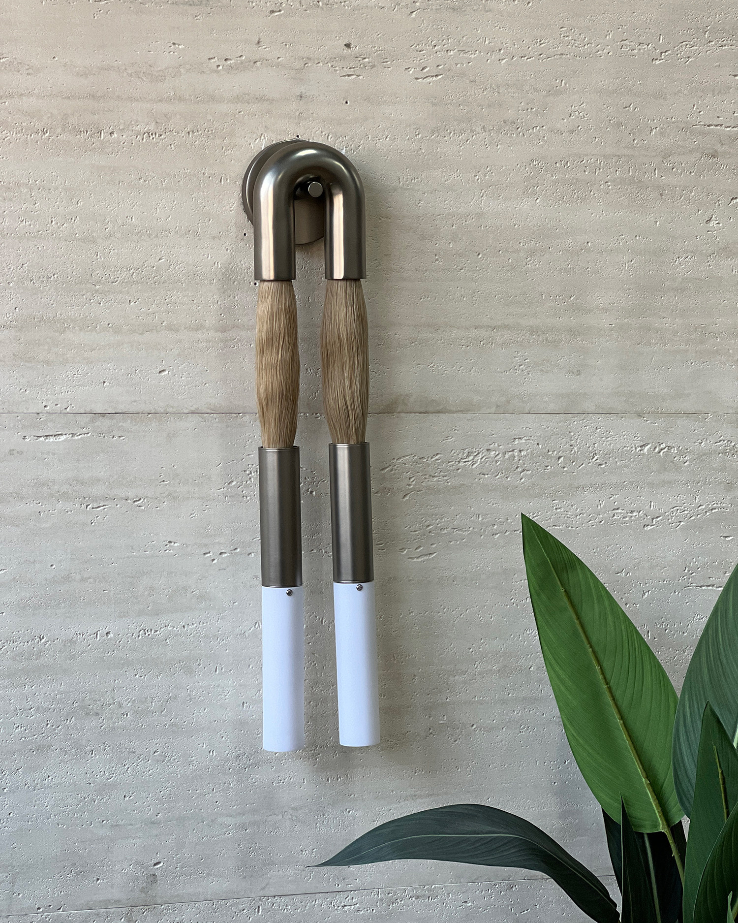 Mane Totem Wall Light