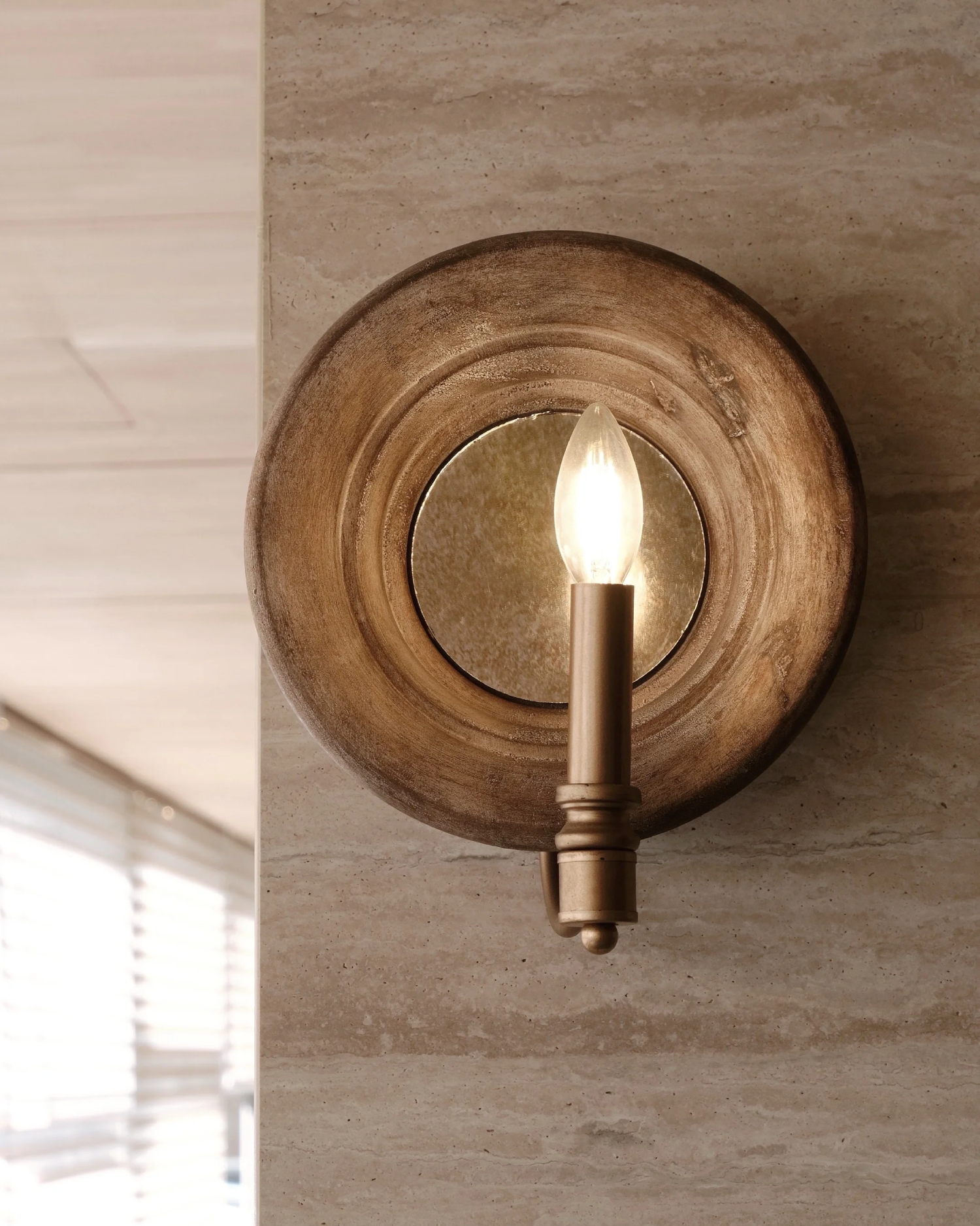 Manoir Wood Wall Sconce