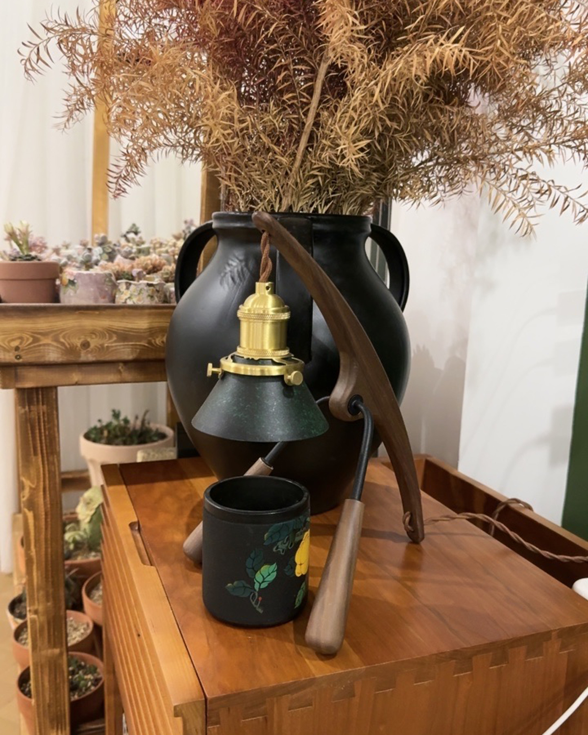 Mantis Wax Warmer Lamp