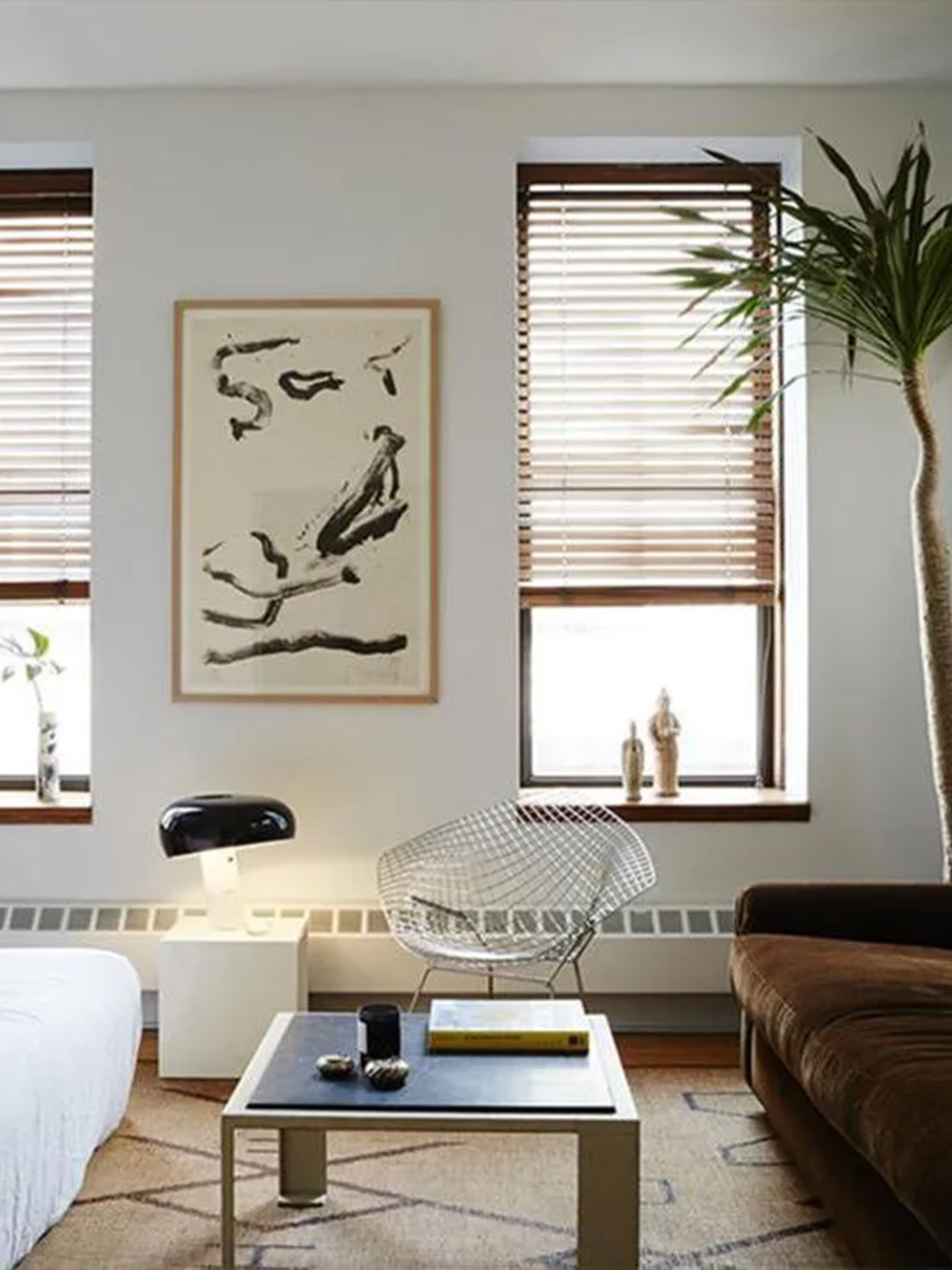 Marble Snoopy Table Lamp