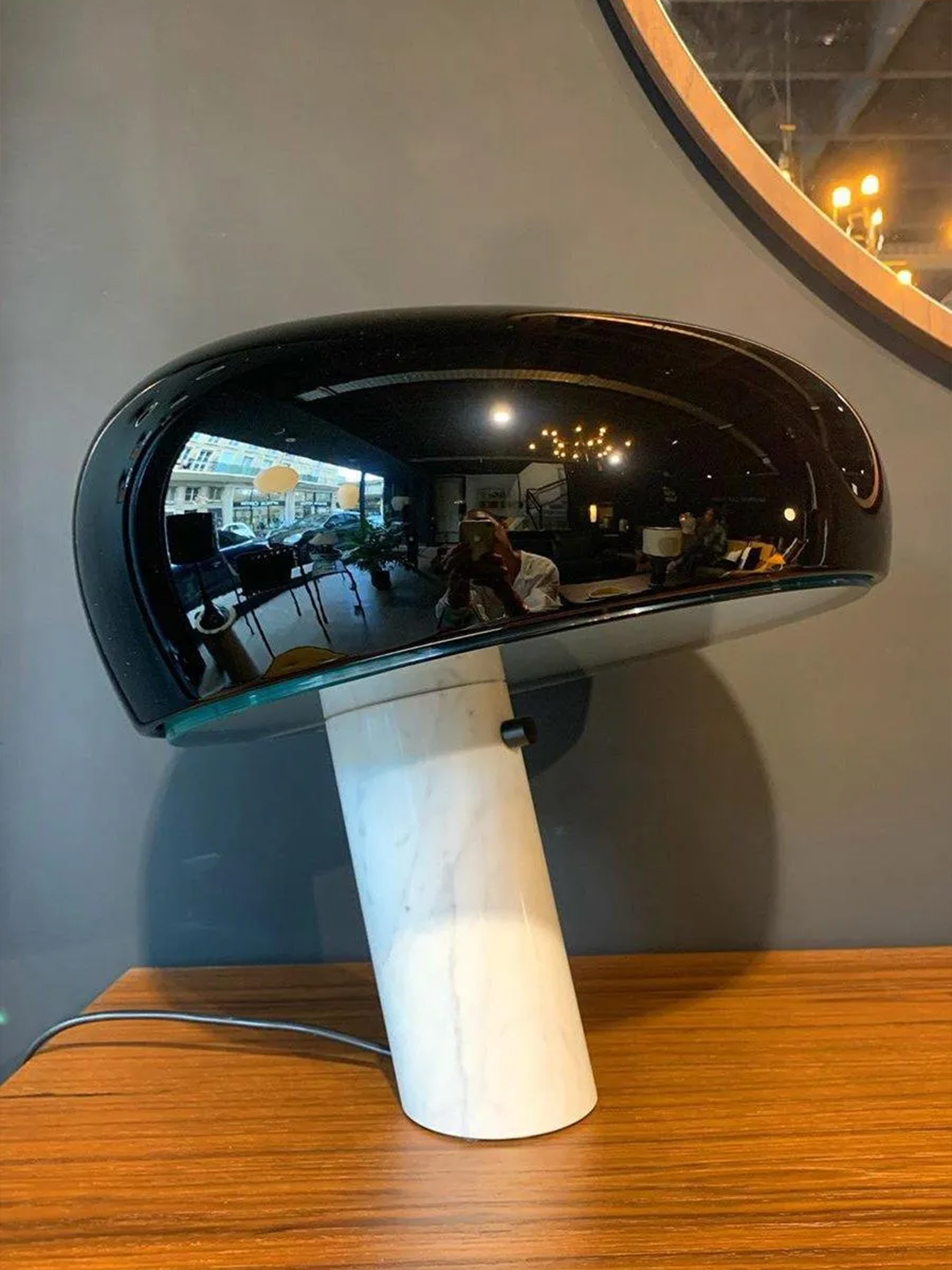 Marble Snoopy Table Lamp