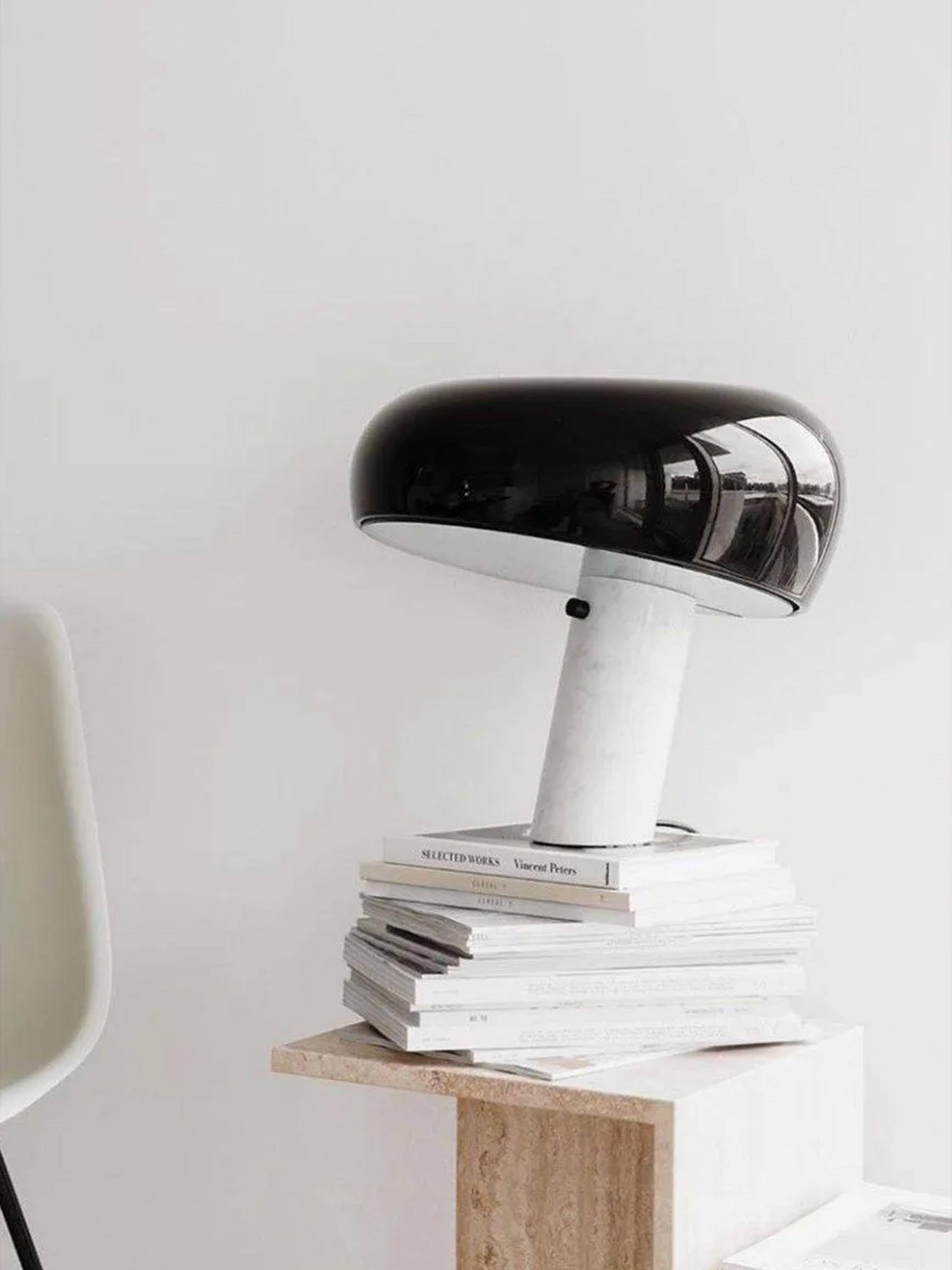 Marble Snoopy Table Lamp