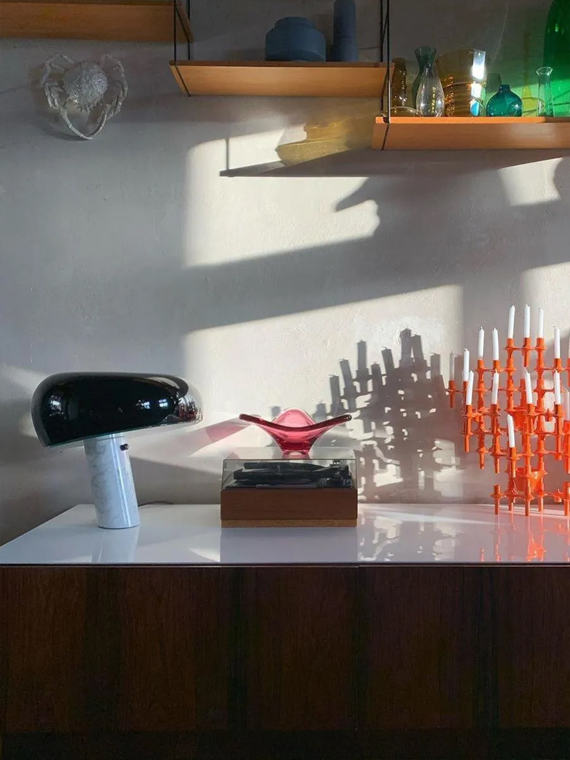 Marble Snoopy Table Lamp