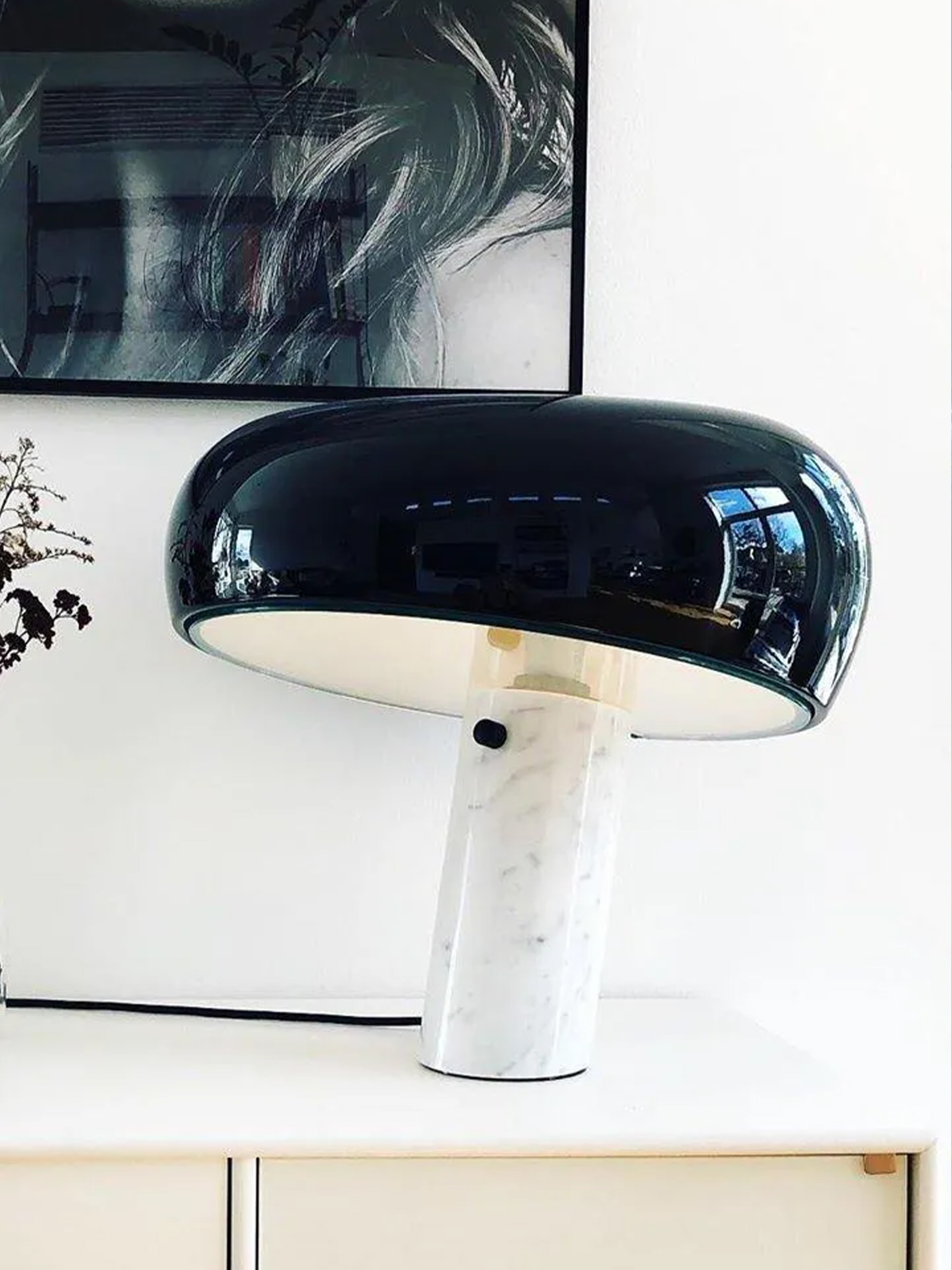 Marble Snoopy Table Lamp