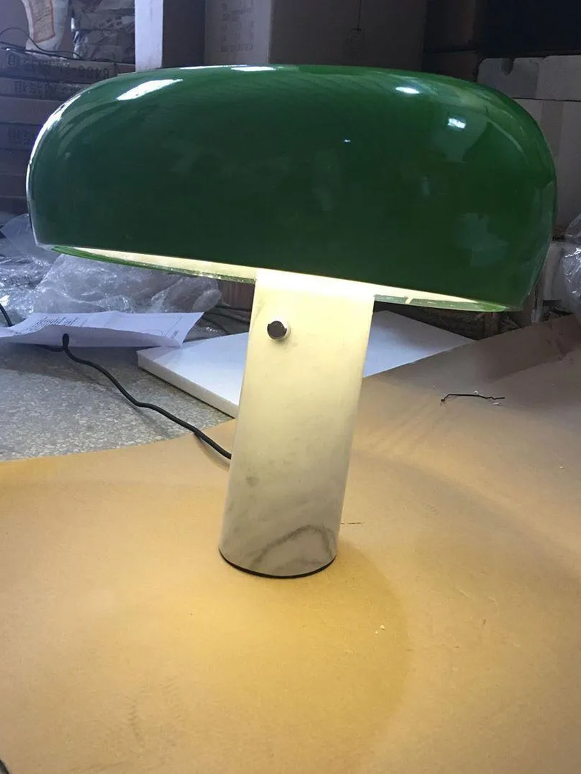 Marble Snoopy Table Lamp
