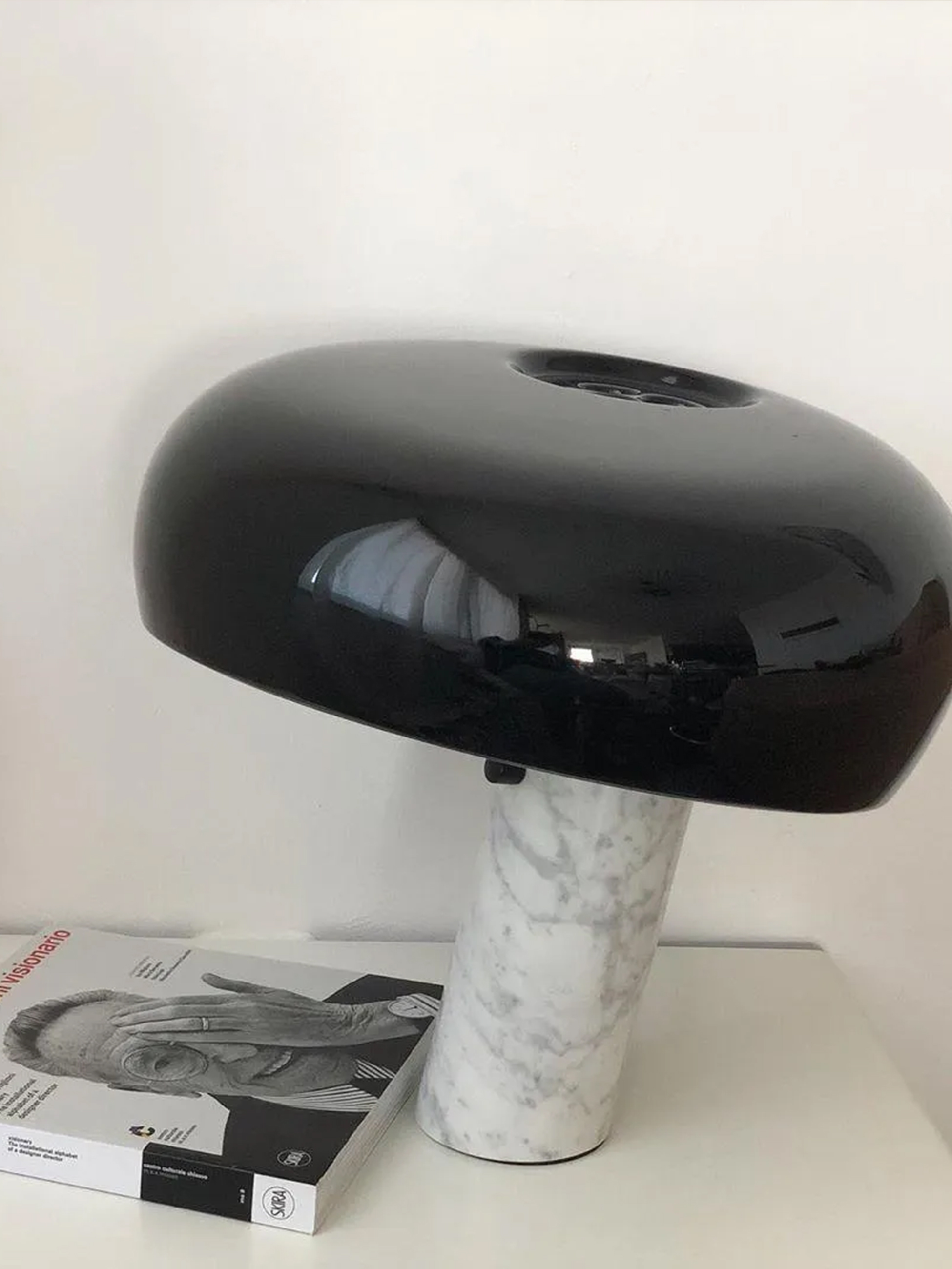 Marble Snoopy Table Lamp