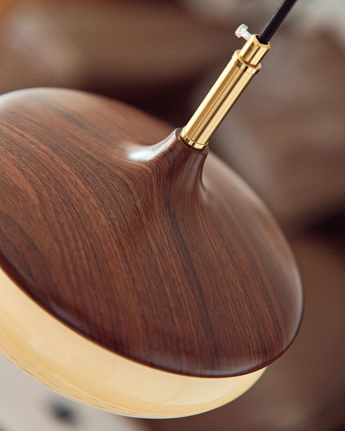 Marron Glow Pendant Light
