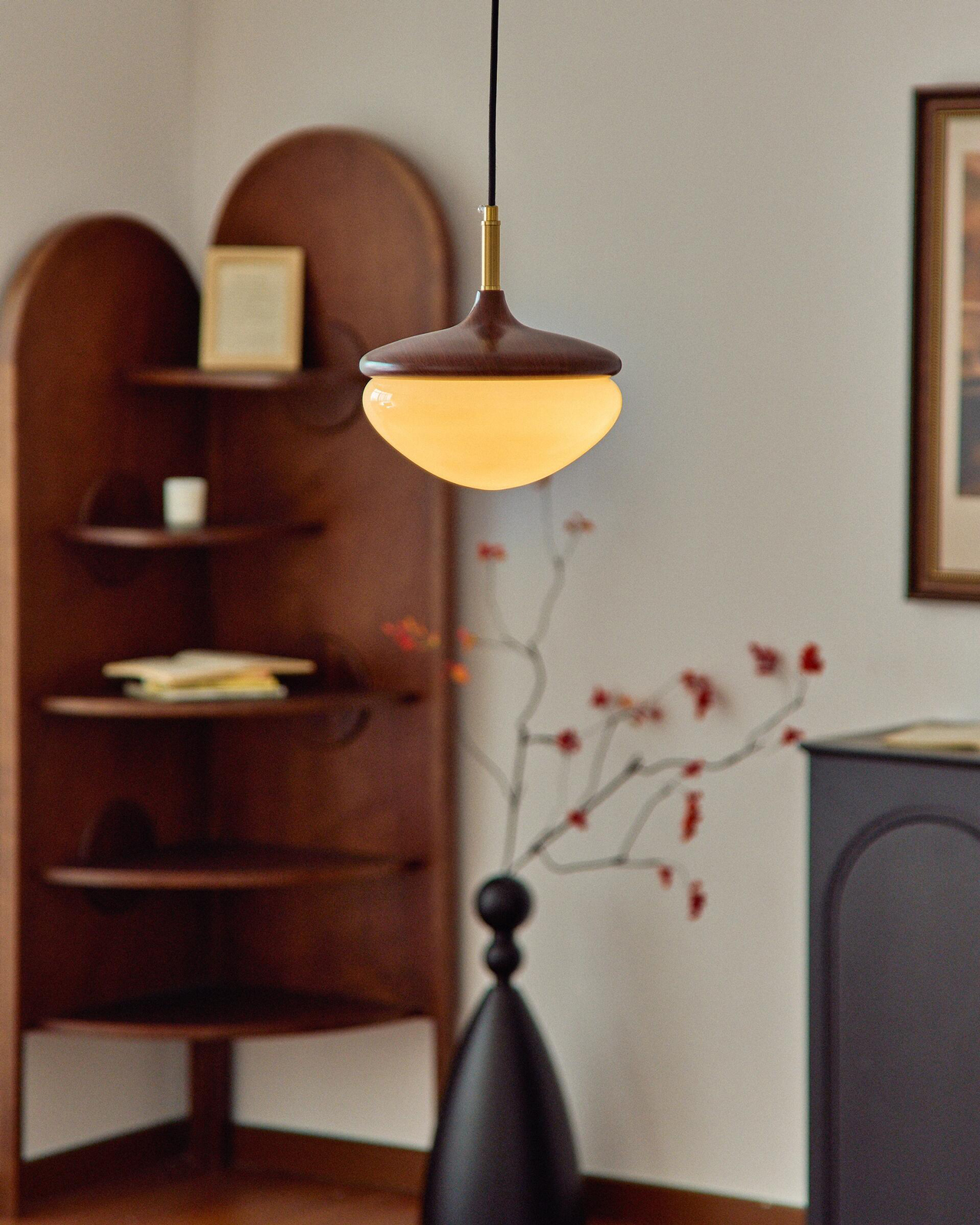 Marron Glow Pendant Light
