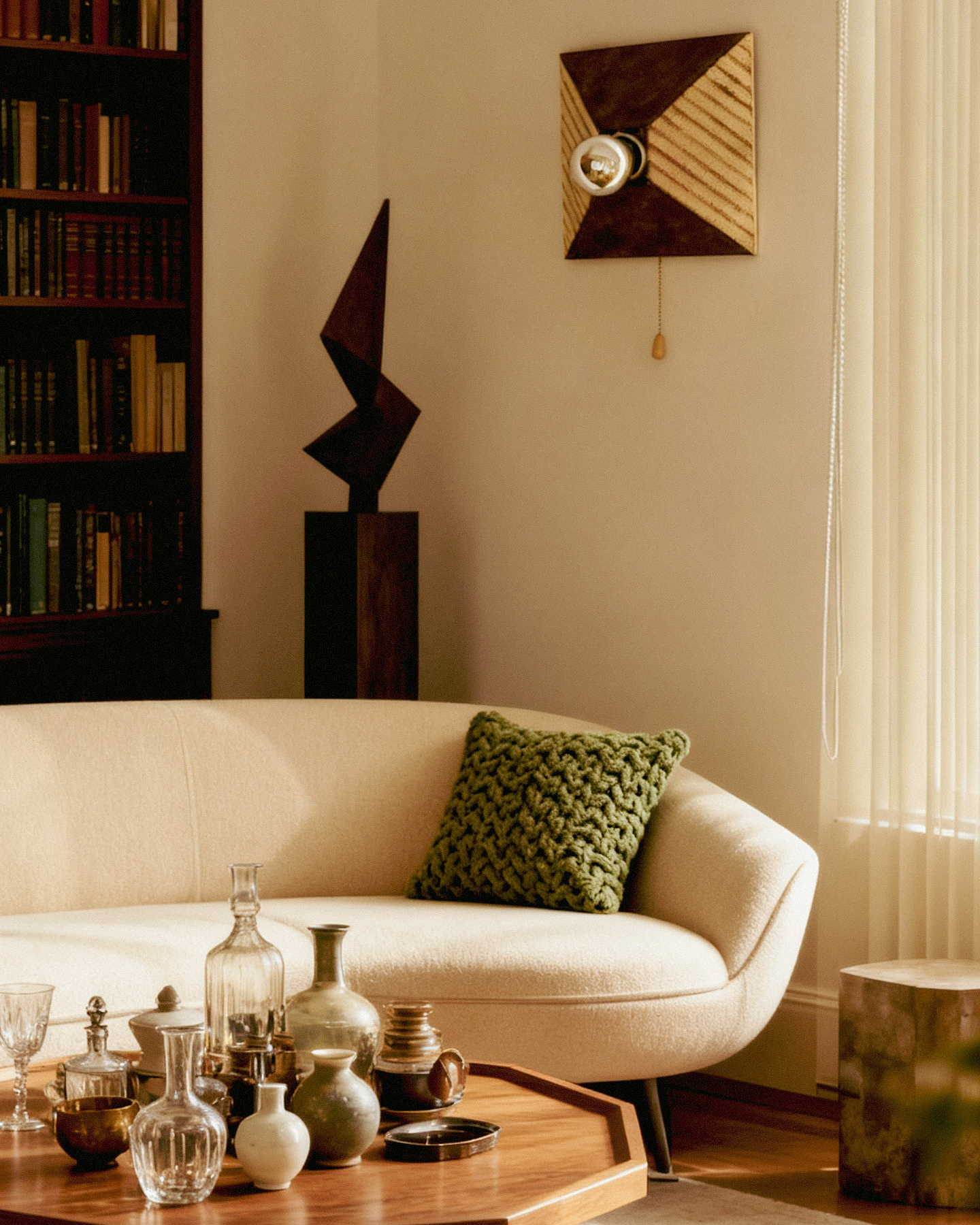 Medina Relief Wall Lamp