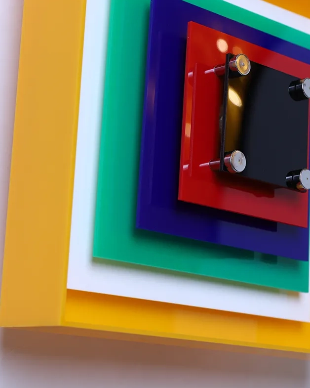 Memphis Frame Wall Light