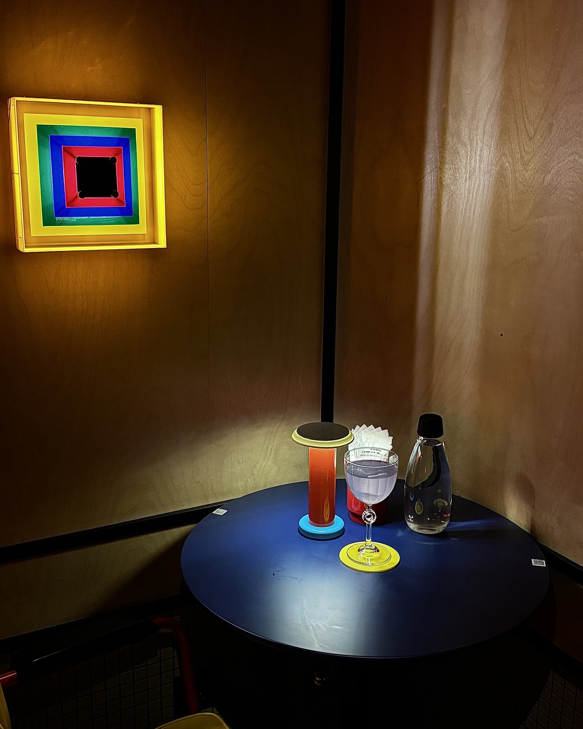 Memphis Frame Wall Light