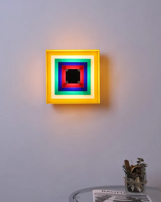 Memphis Frame Wall Light