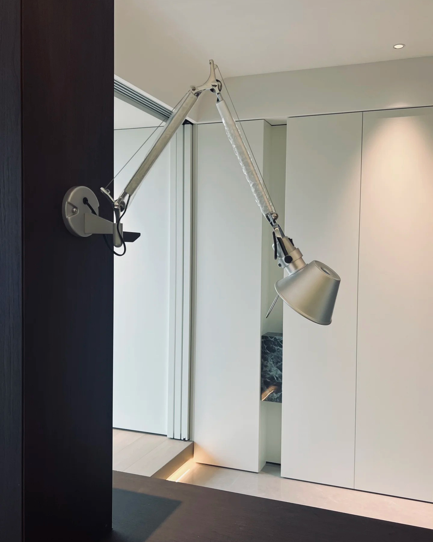 Mercury Swing Arm Lamp