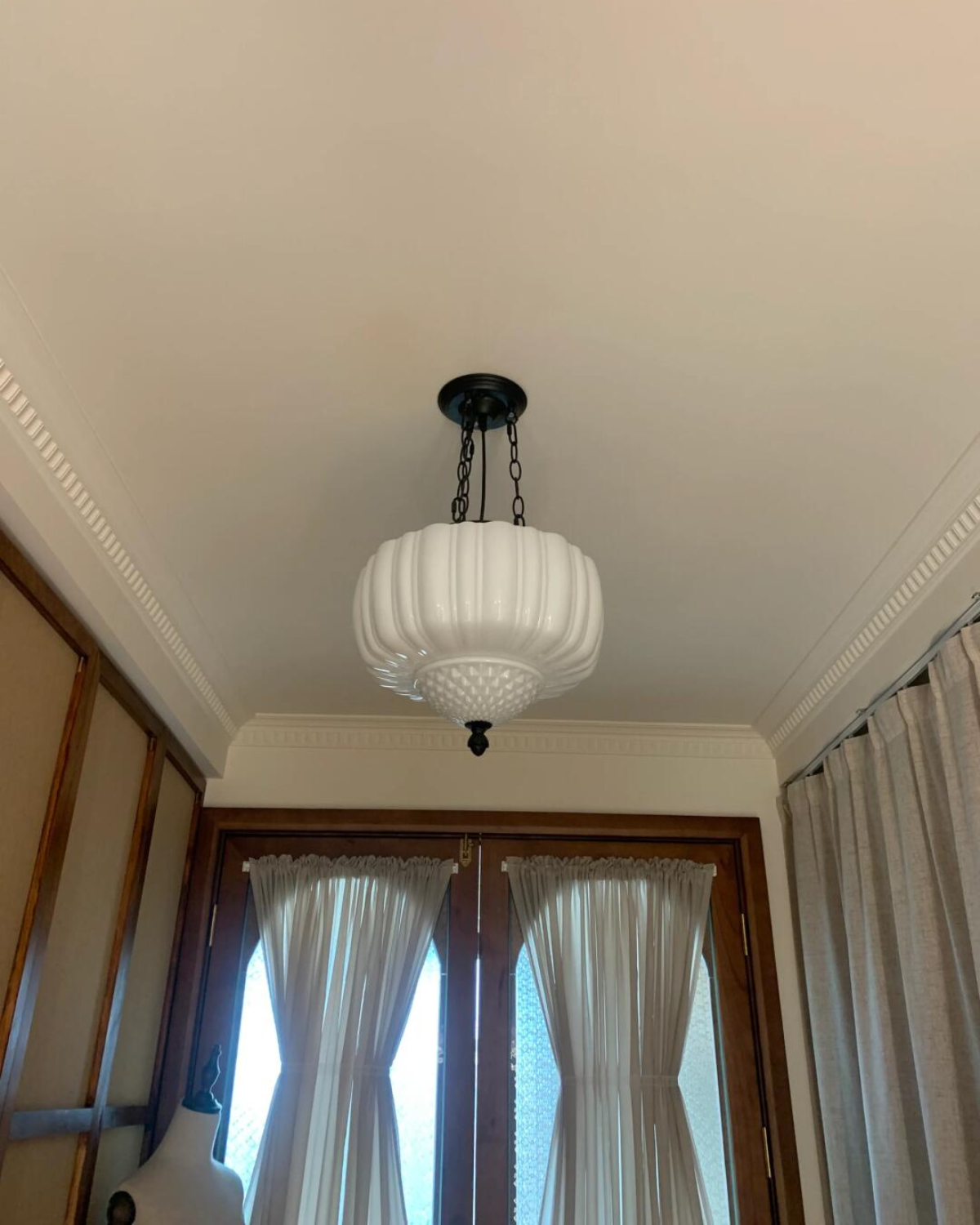 Meringue Bloom Pendant Light