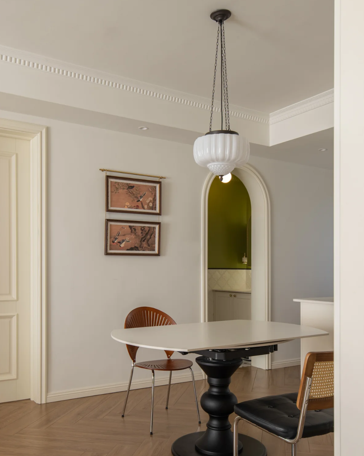 Meringue Bloom Pendant Light