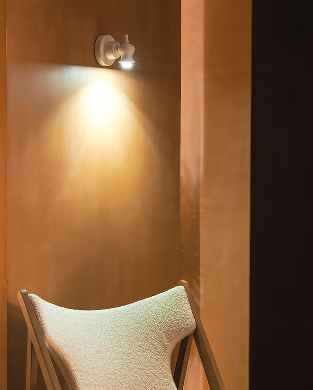 Metafleur Wall Sconce