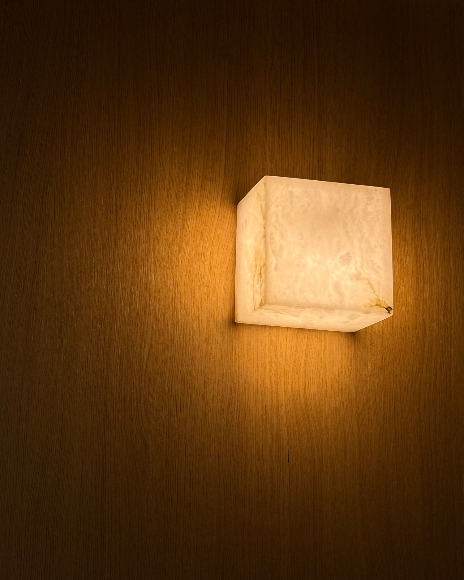 Mica Alabaster Cube Wall Light