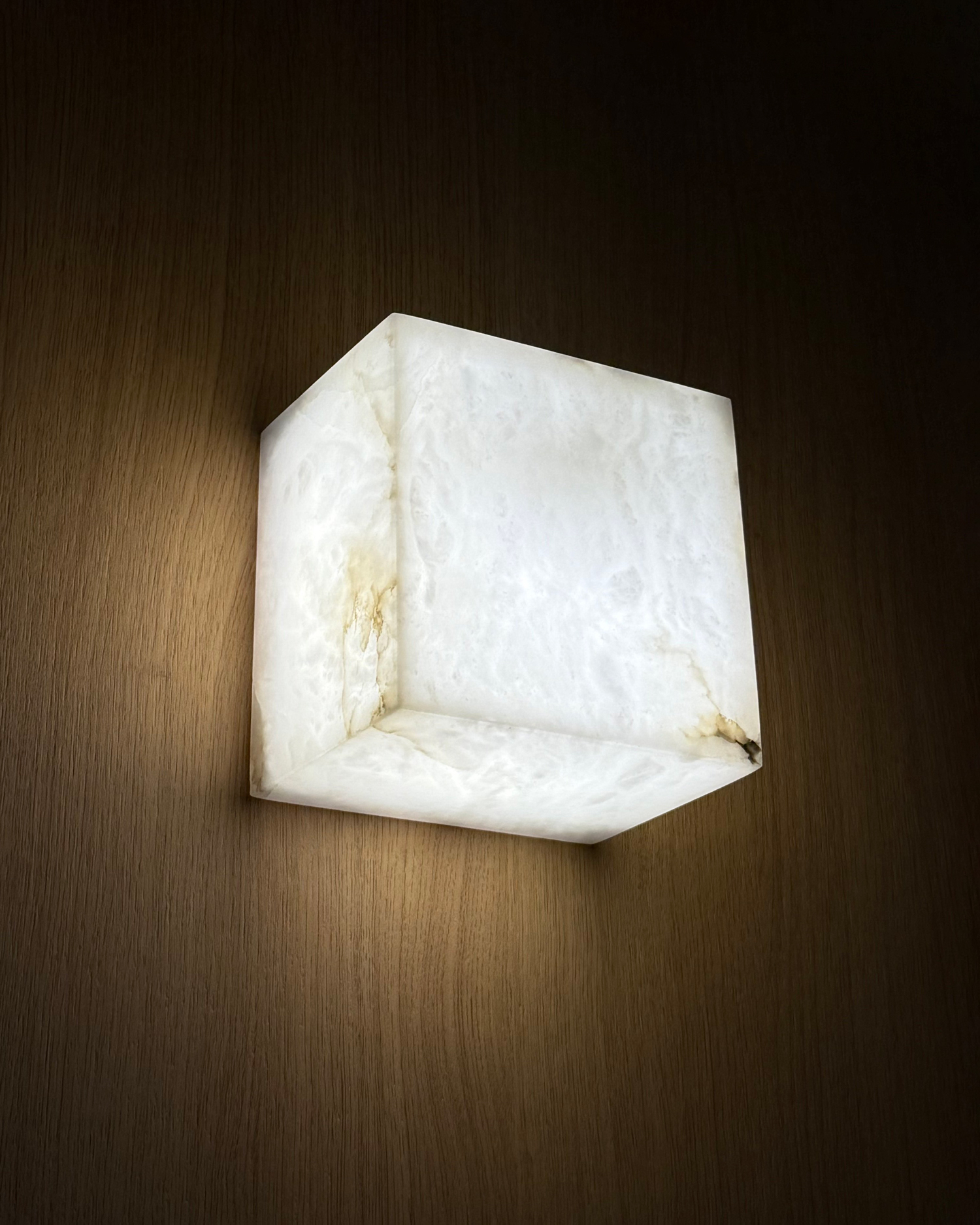 Mica Alabaster Cube Wall Light
