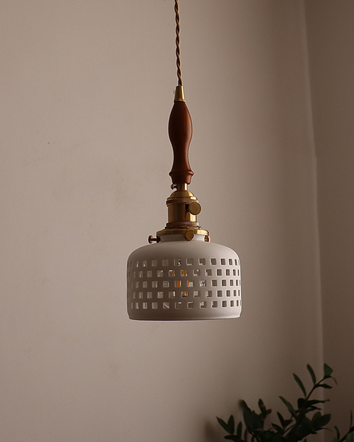 Petalwork Ceramic Pendant Light