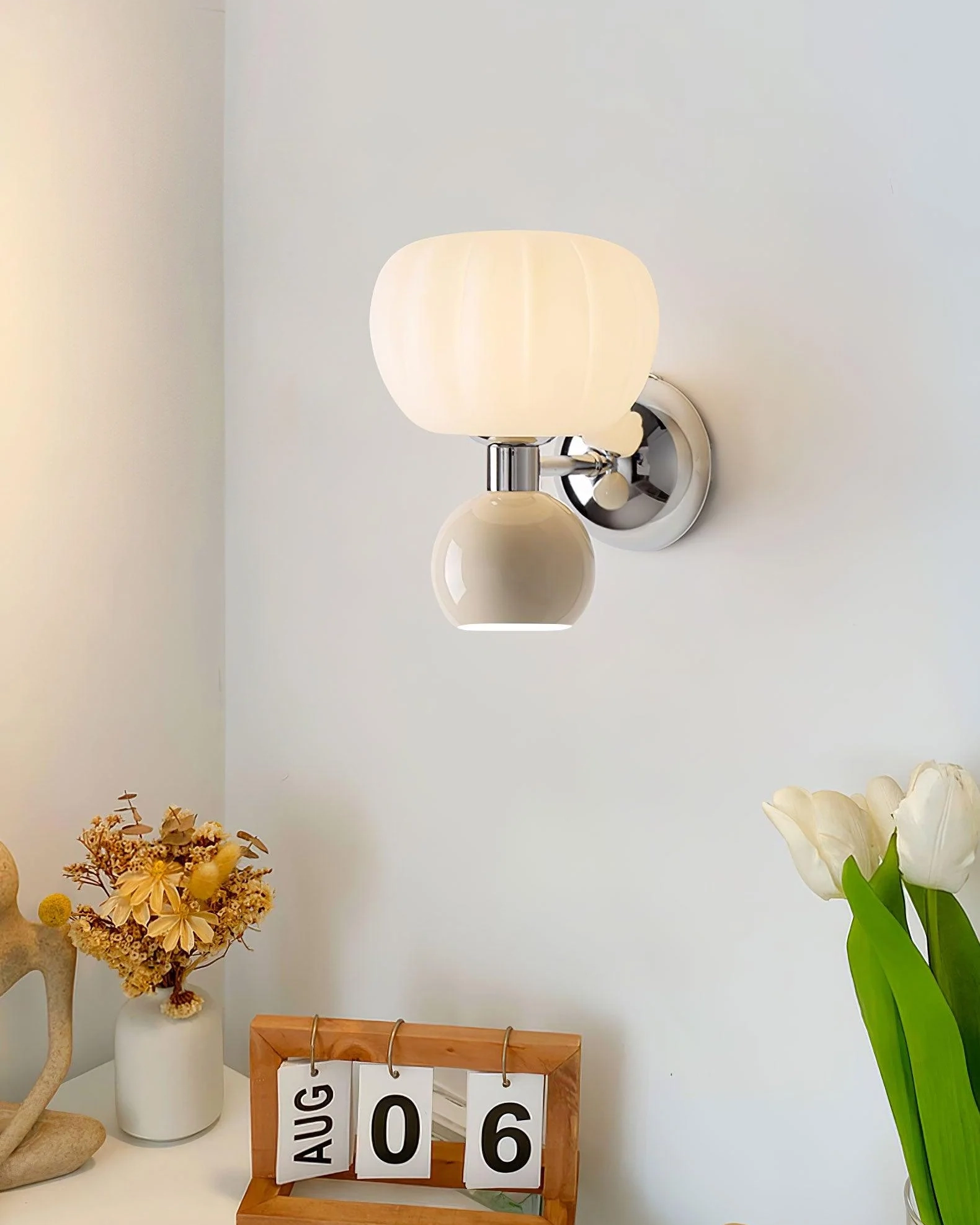Moderno Cream Sconce