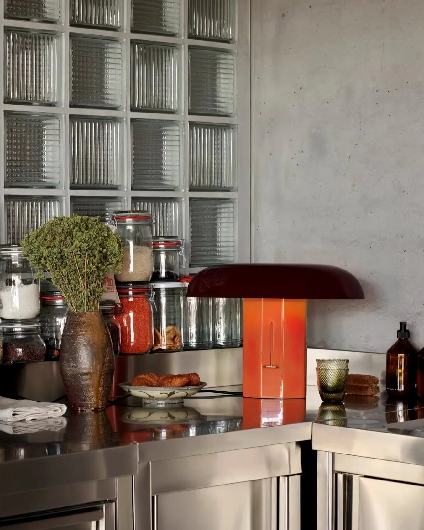 Molli Mushroom Table Lamp