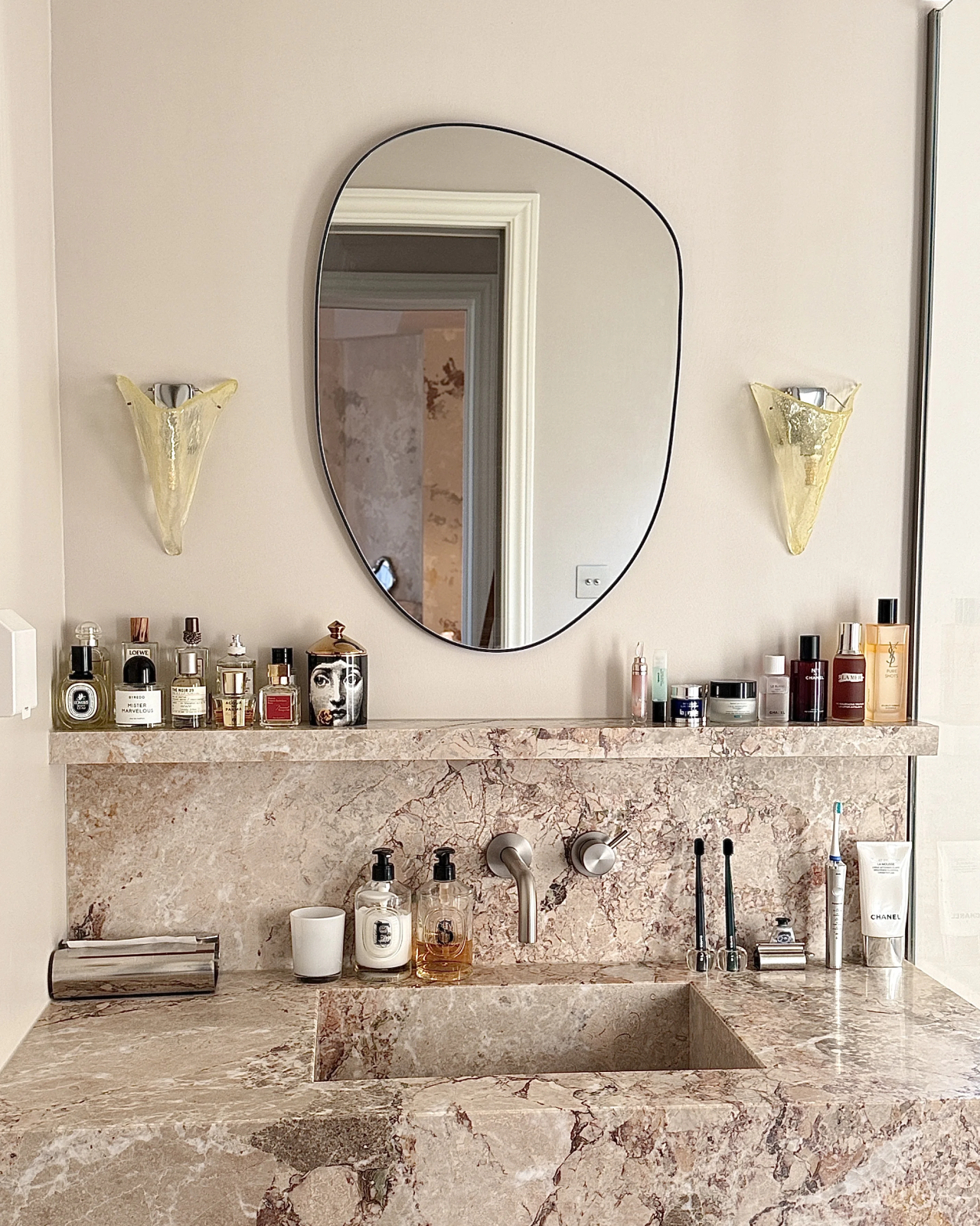 Molten Gold Glass Wall Sconce